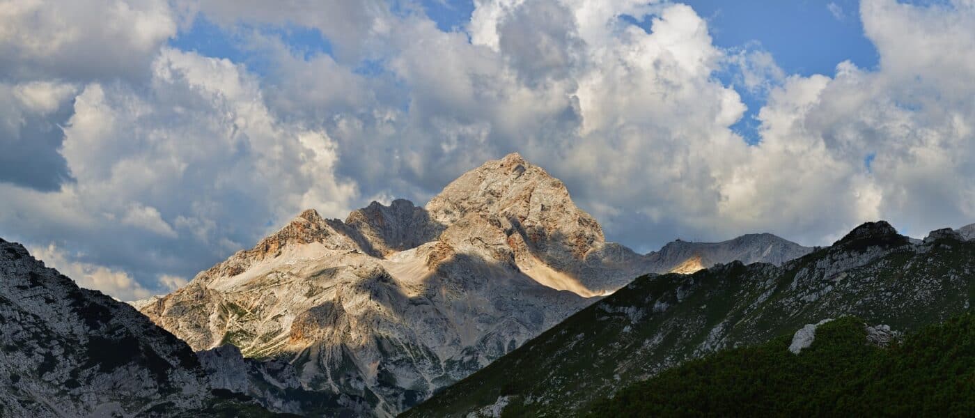 ¿Se necesitará reserva para escalar el Triglav?
