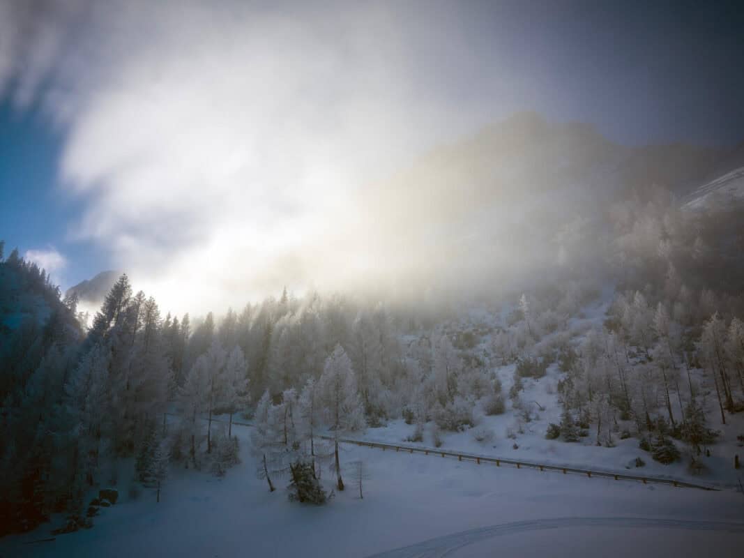 ¿Por qué visitar el Paso de Vršič en Eslovenia, cerca de Kranjska Gora, en invierno?