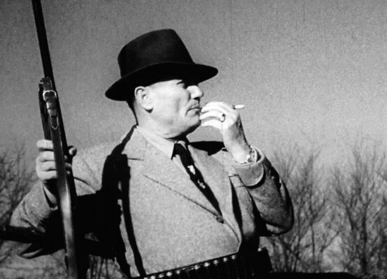 El presidente Tito en la Cabaña de Vršič (1954)